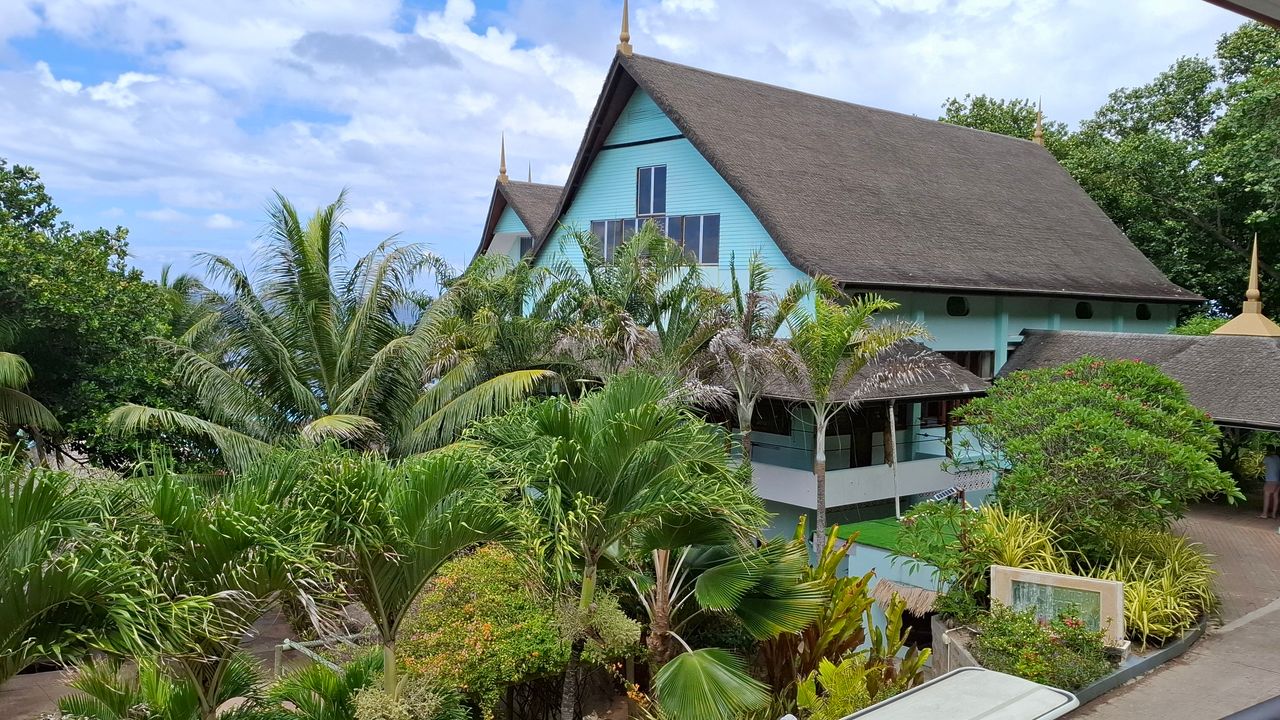 Michele en Marielle van Matoke Tours op studiereis naar de Seychellen